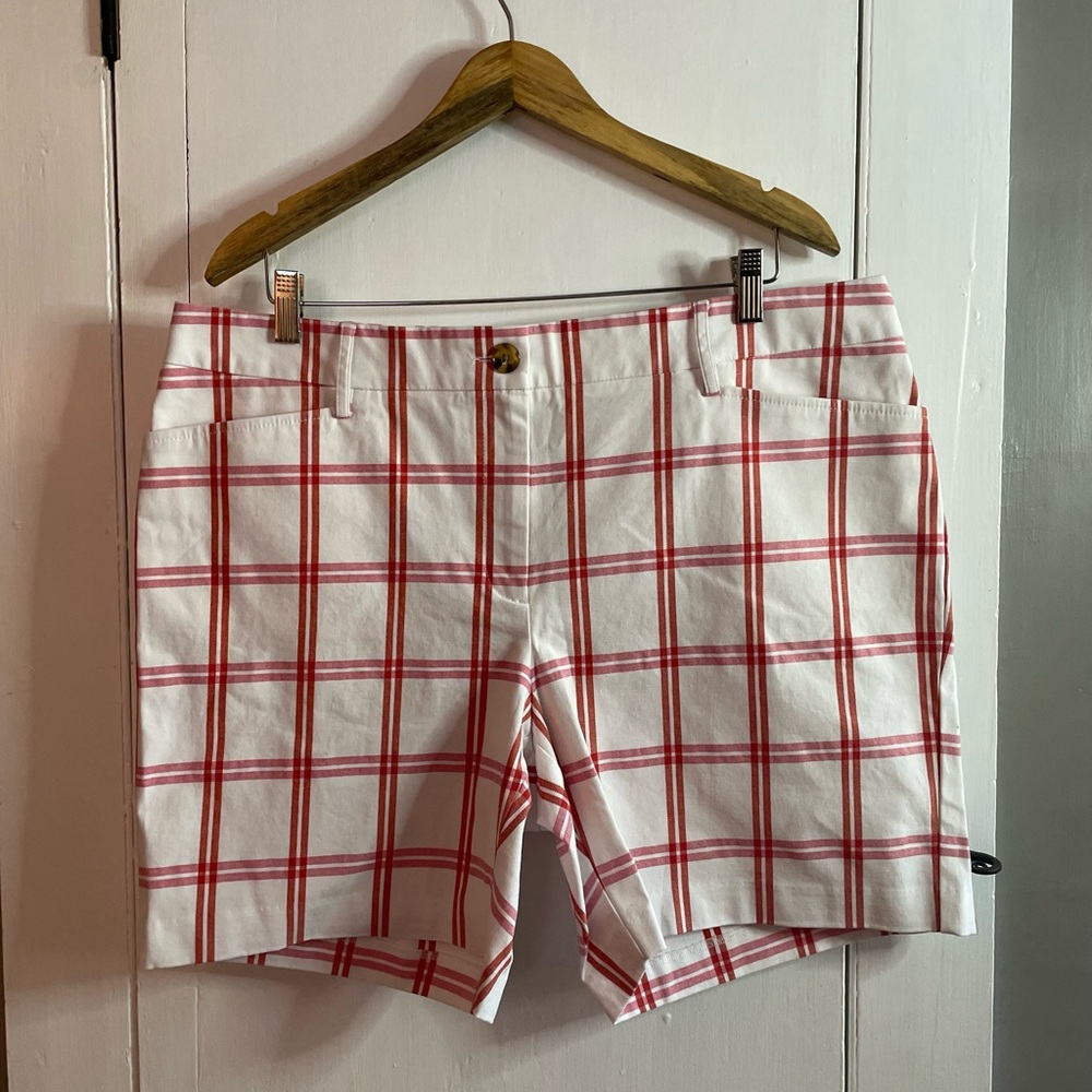LAND'S END | Women's Cameo Blush Plaid Bermuda Shorts NWT Size 16 Mid-Rise